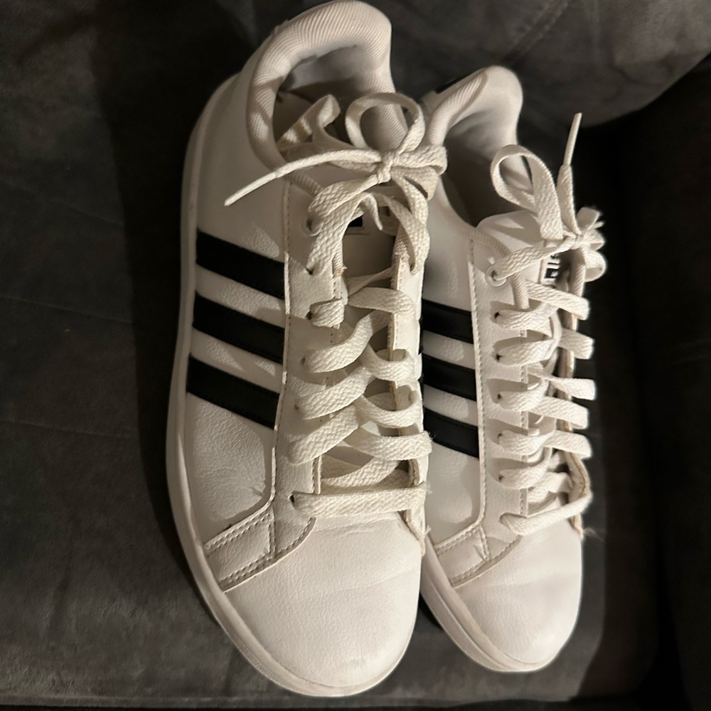 Adidas shoes 8.5 women’s